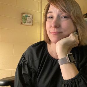 Meet your Posher, April